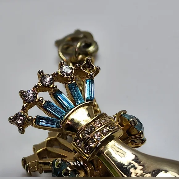 Vintage 1950 Bylle Co Clasped Hands Glove Holder Clip *Gold/Blue* EUC - Picture 17 of 17